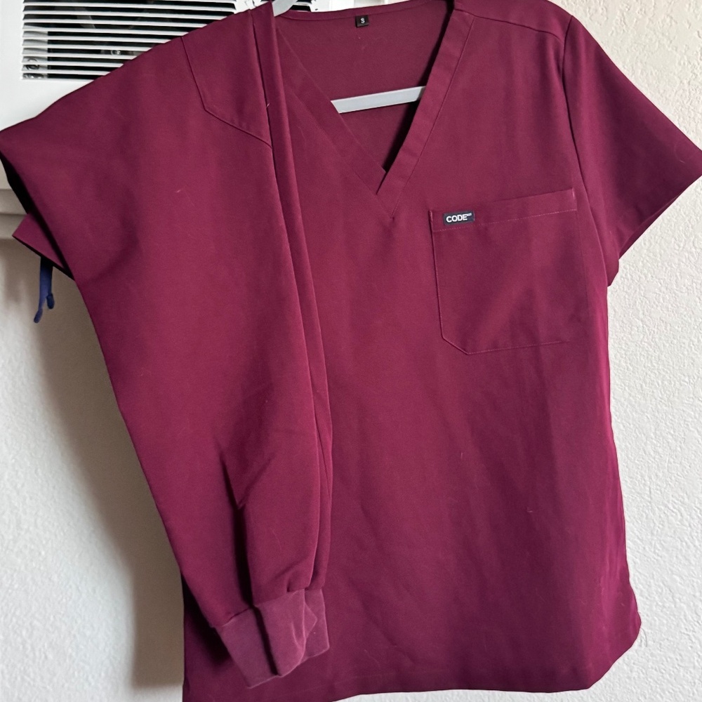 Codenxt Scrub Set